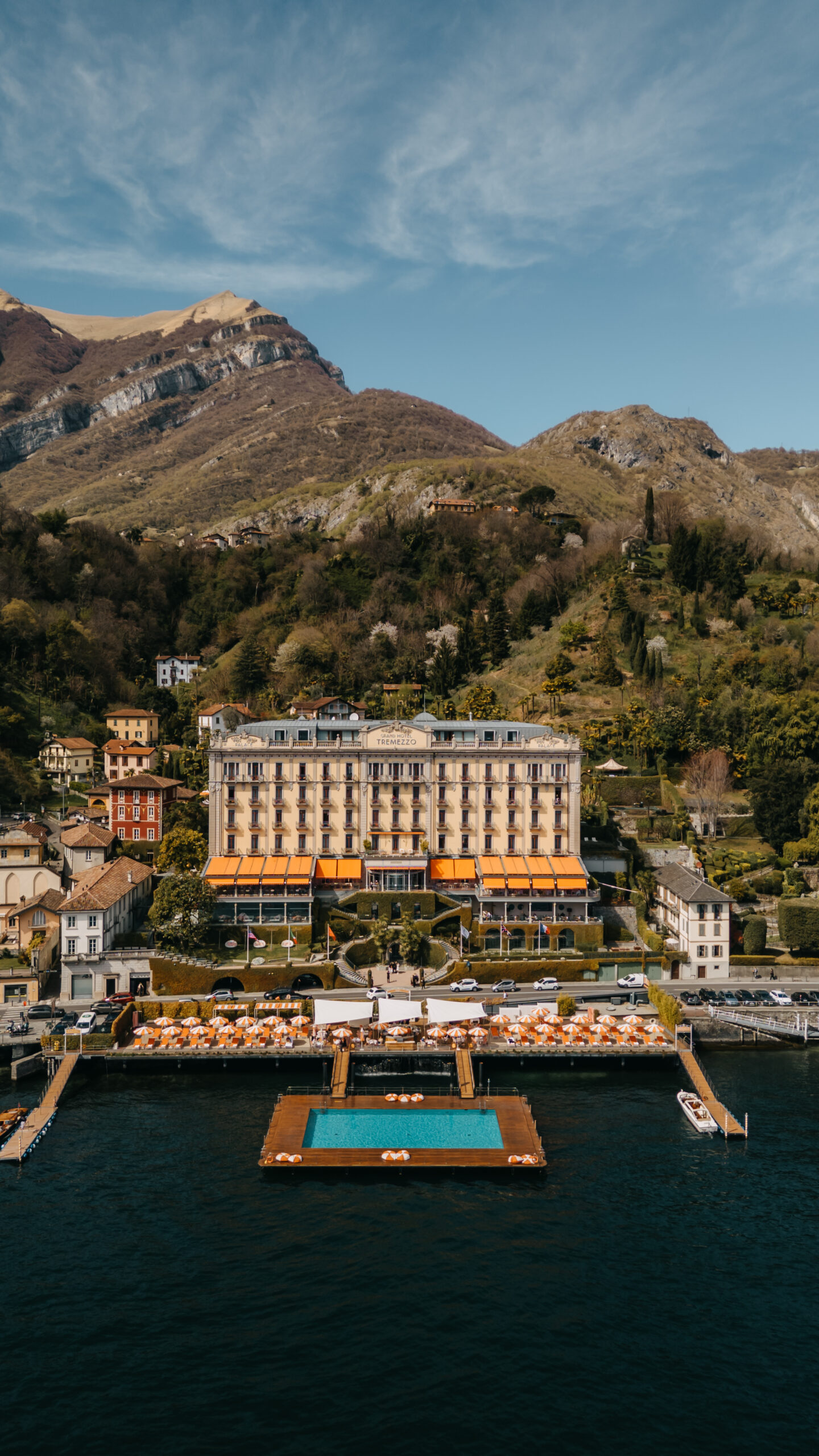 Poročni film ob jezeru Como v Grand Hotelu Tremezzo